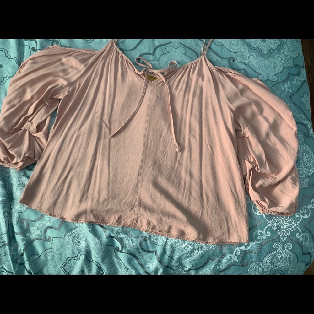 NEW! Wrangler Cold Shoulder Shirt